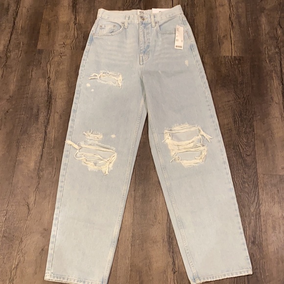 BDG Denim - SOLD - BDG - NEW - High-Rise Baggy Jeans - NWT - Light Blue Distressed Size 28